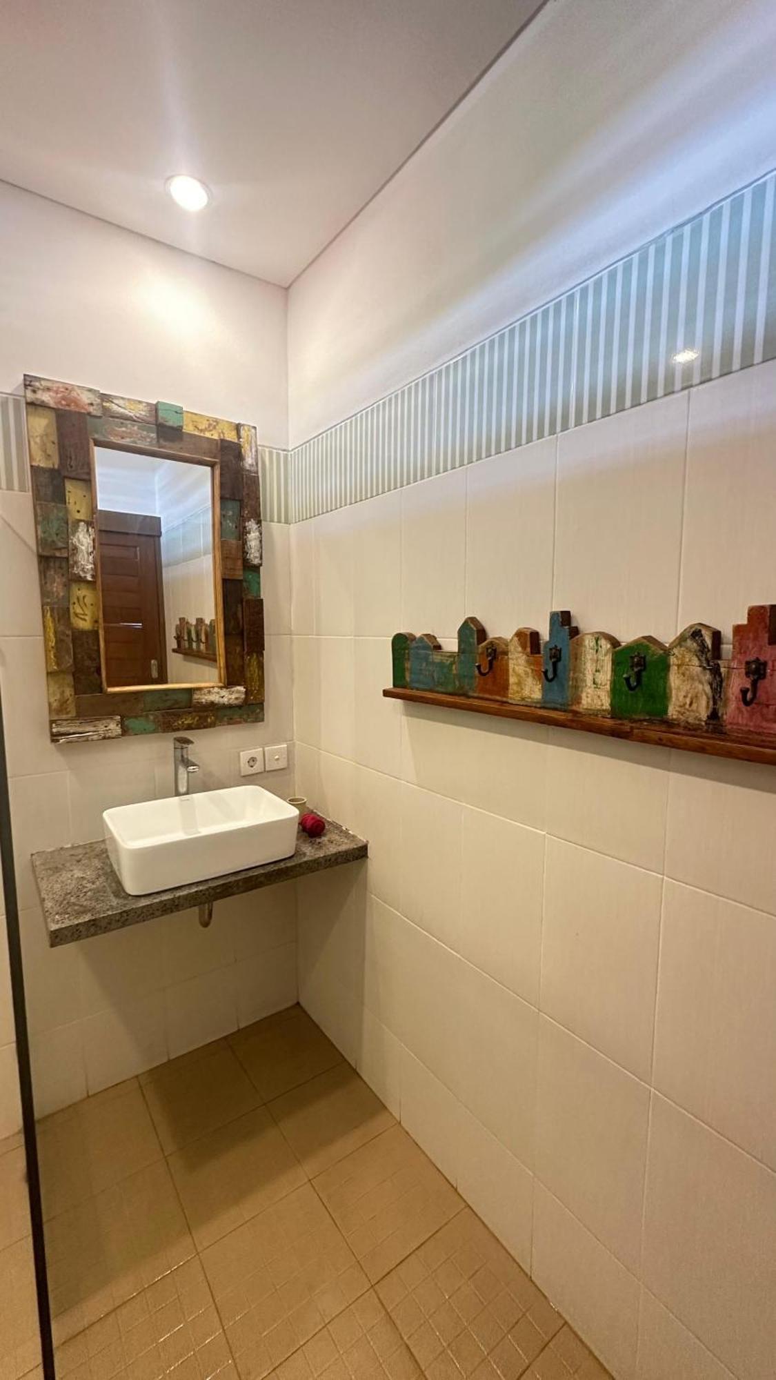 Bukawa Lodge Jimbaran מראה חיצוני תמונה